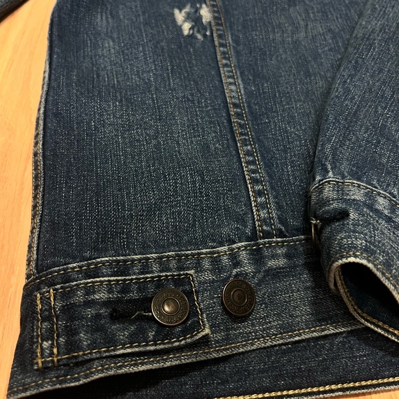 Medium Levi’s trucker jacket - Picture 10 of 11
